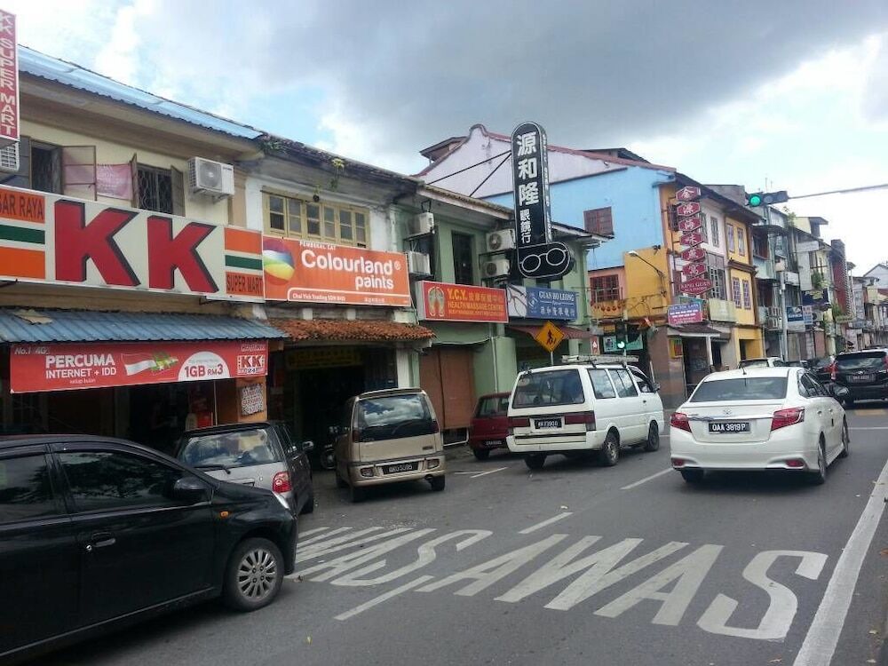Spot On 90610 Loft Waterfront Hotel Kuching Eksteriør billede